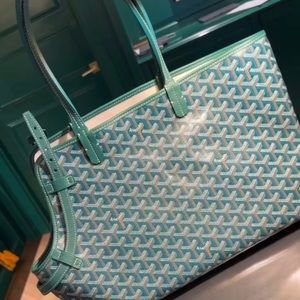 Chien Gris Bag (Green) (Dog Carrier Tote)